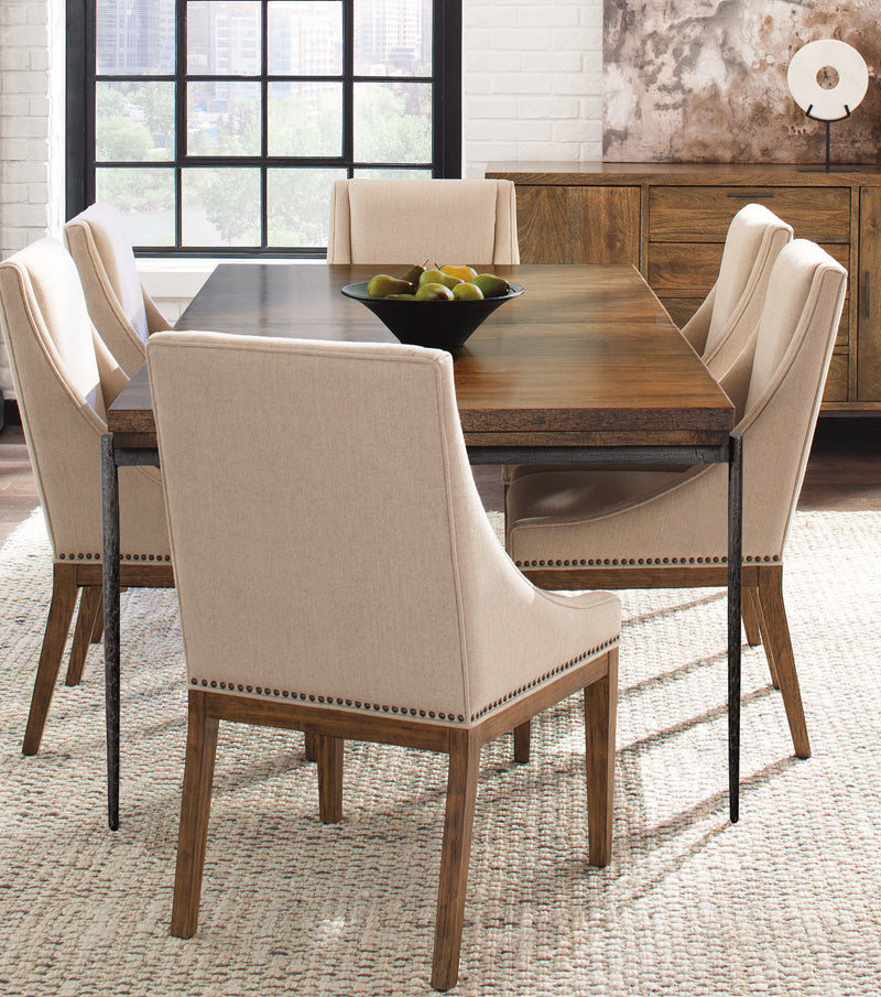 23726 Dining Table