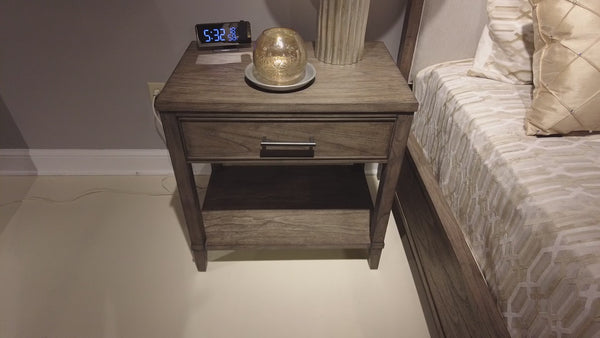 Arlington Heights Single Drawer Nightstand